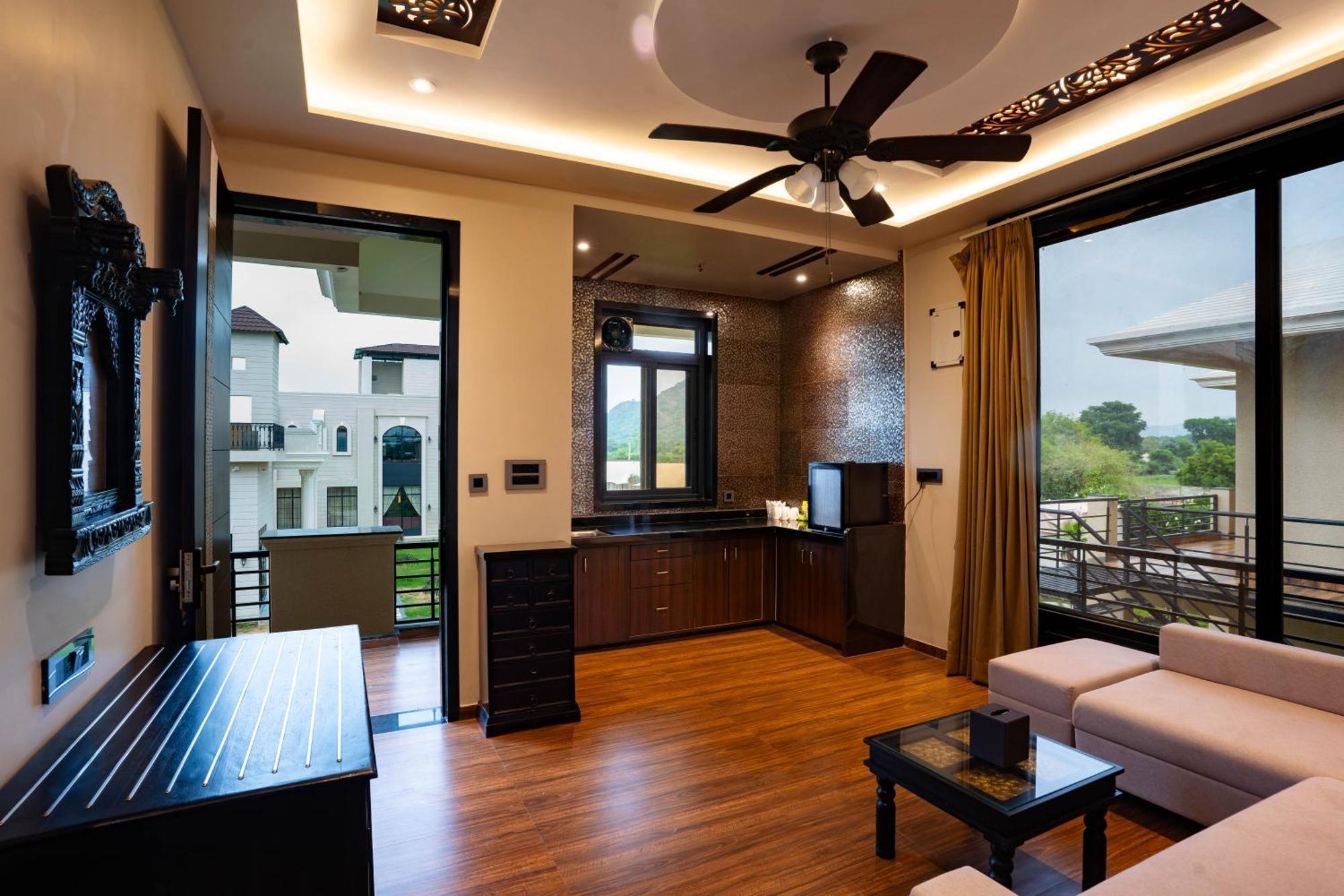 La Nature Hotels & Resorts Sikar Luaran gambar