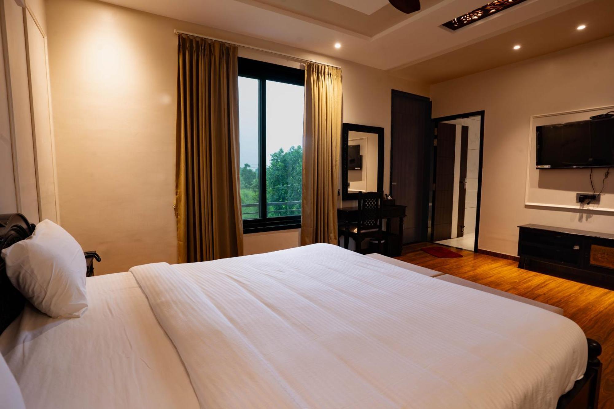 La Nature Hotels & Resorts Sikar Luaran gambar