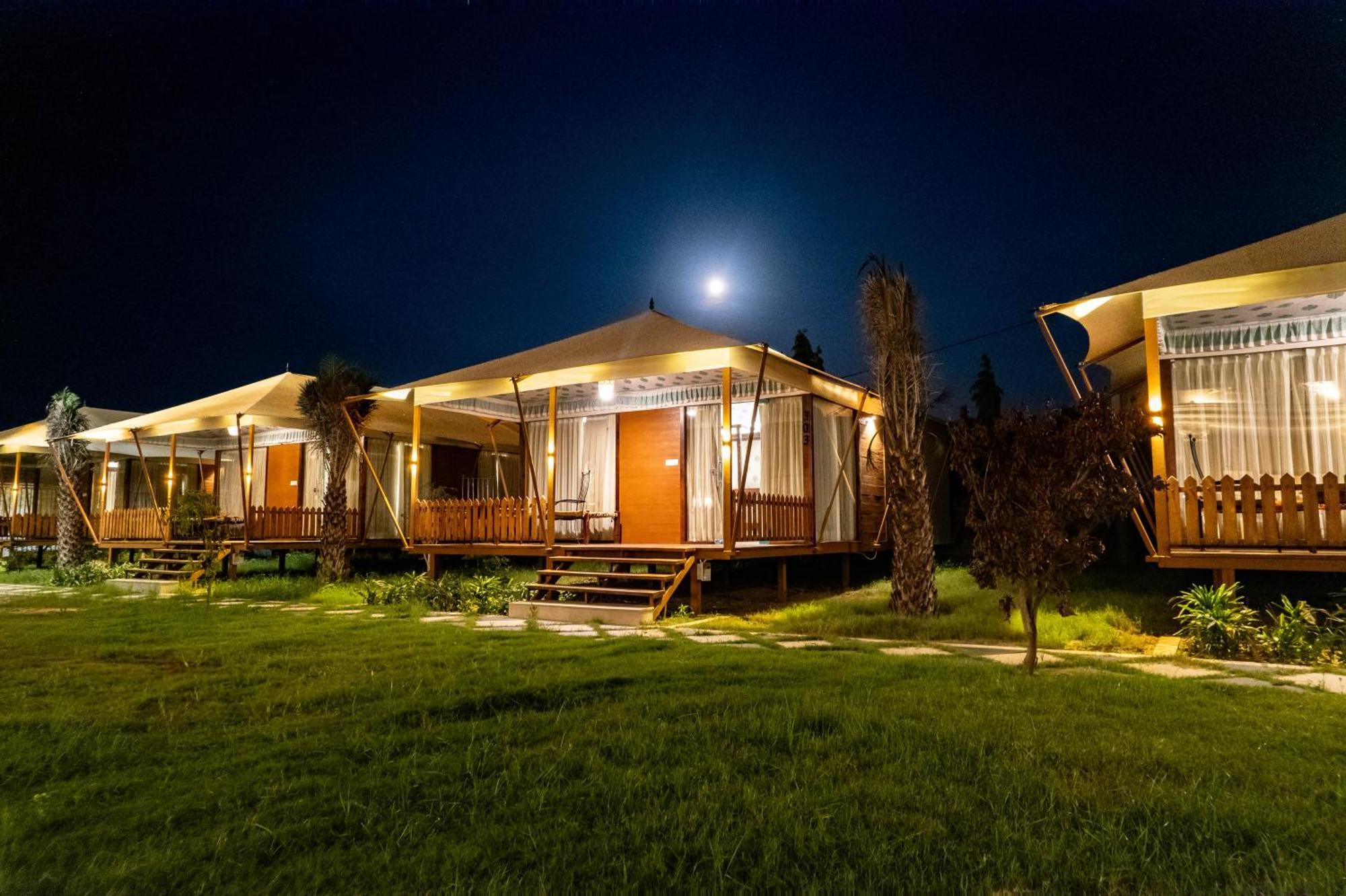 La Nature Hotels & Resorts Sikar Luaran gambar