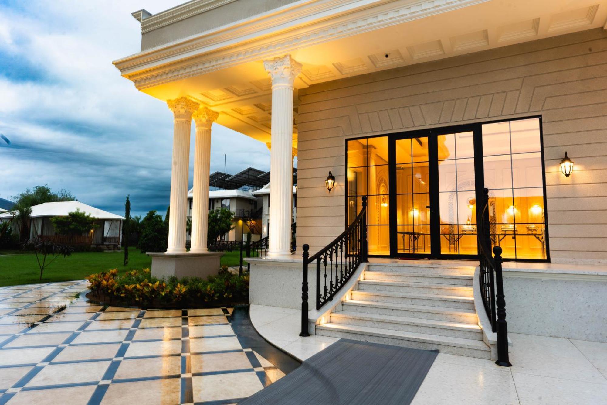 La Nature Hotels & Resorts Sikar Luaran gambar